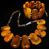 Vintage amber set 